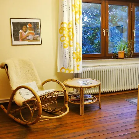 Unter Den Linden Apartment *