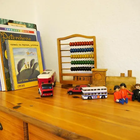 Unter Den Linden Apartment *
